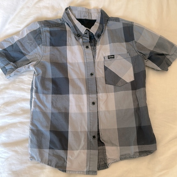 HURLEY Little Boy Short Sleeve striped Woven Shirt 4T
Button up - Picture 1 of 4